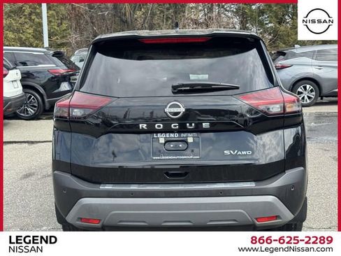 Used 2023 Nissan Rogue SV image 6