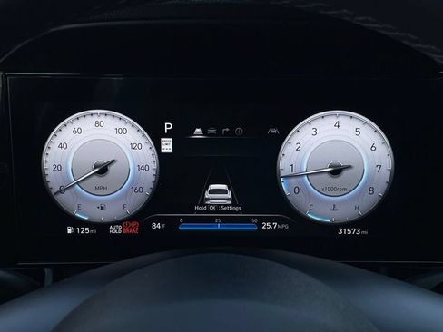 Used 2025 Hyundai Elantra SEL FWD image 15