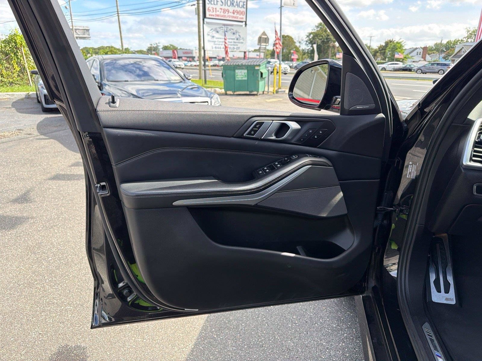 Used 2022 BMW X5 M50i w/ Executive Package AWD/4WD image 28
