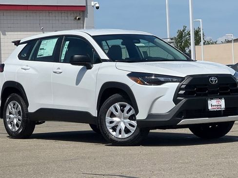 New 2026 Toyota Corolla Cross L FWD image 2