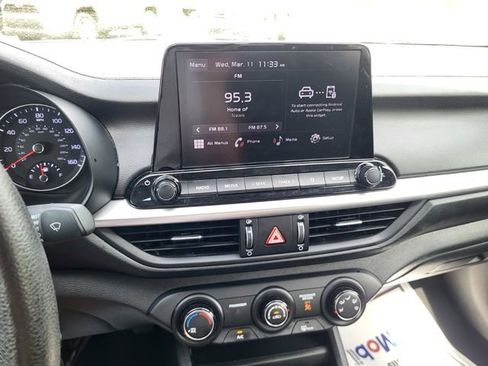 Used 2024 Kia Forte LXS image 16