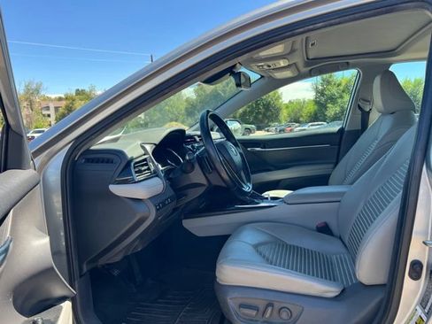 Used 2019 Toyota Camry SE w/ Audio Package FWD image 26