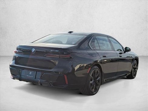 New 2026 BMW i7 eDrive50 image 2