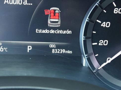 Used 2021 Toyota Highlander XSE image 12