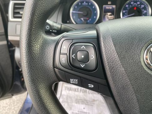 Used 2017 Toyota Camry LE image 16