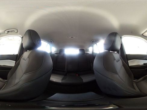 Used 2025 Chevrolet Trax LT image 40