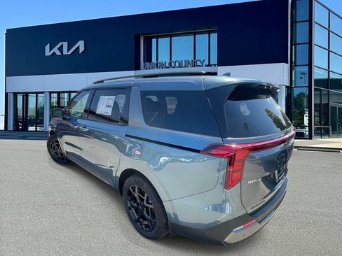 New 2027 Kia Carnival SX w/ Dark Edition Package FWD image 4