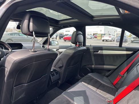 Used 2013 Mercedes-Benz C 250 Sedan image 26