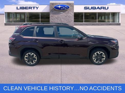 Used 2026 Subaru Forester Premium AWD/4WD image 2