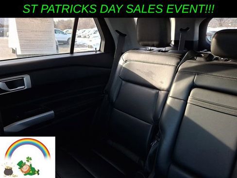 Certified 2022 Ford Explorer XLT w/ Equipment Group 202A image 18