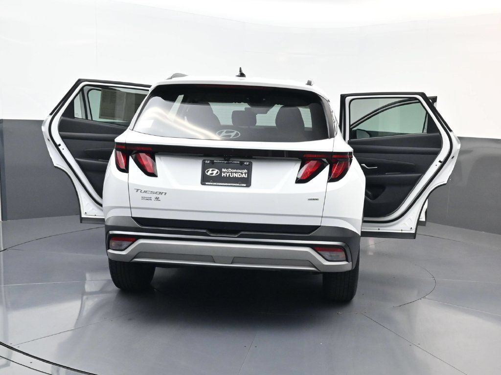 Certified 2025 Hyundai Tucson SEL AWD/4WD image 30