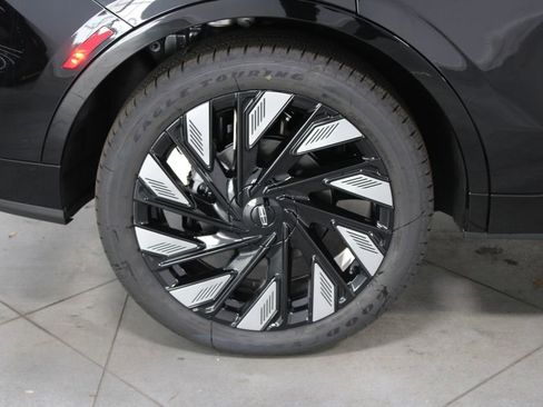 New 2026 Lincoln Nautilus Reserve image 13