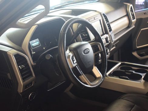 Used 2018 Ford F250 Lariat w/ Lariat Ultimate Package RWD image 29