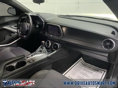 Used 2018 Chevrolet Camaro SS image 16