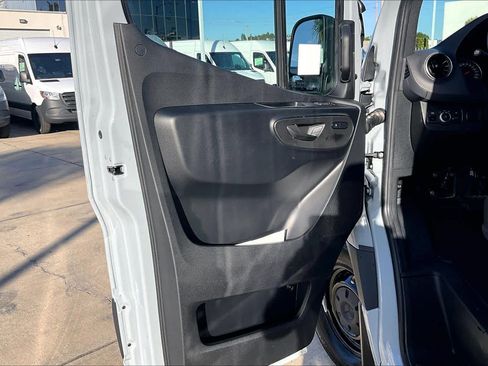 New 2026 Mercedes-Benz Sprinter 2500 image 10