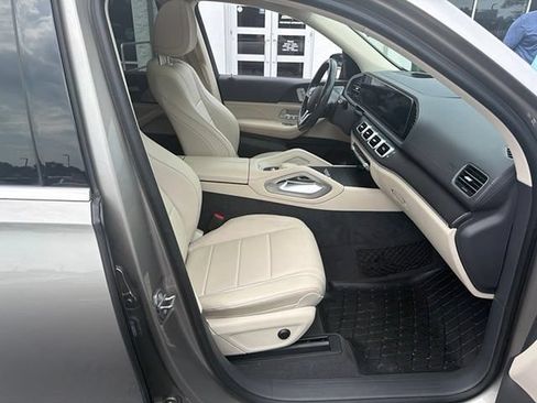 Used 2020 Mercedes-Benz GLS 450 4MATIC image 7