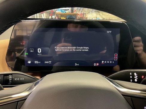 New 2026 Chevrolet Equinox ACTIV w/ Convenience Package III image 7