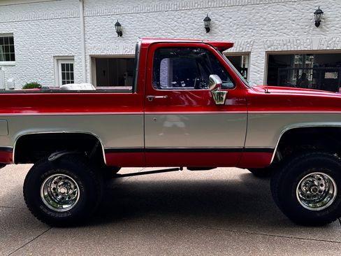 Used 1989 GMC Jimmy 4WD image 9