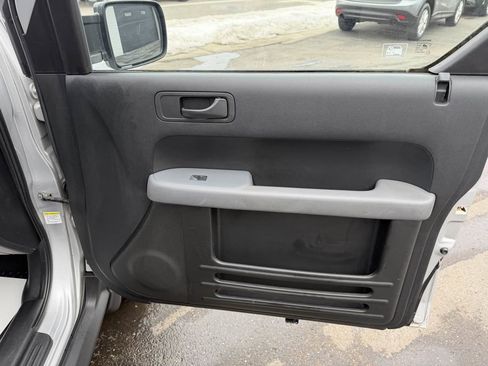 Used 2008 Honda Element EX image 19