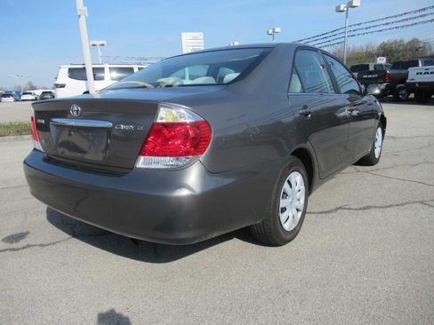 Used 2006 Toyota Camry LE image 5