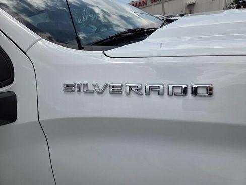 Used 2025 Chevrolet Silverado 1500 LT RWD image 4