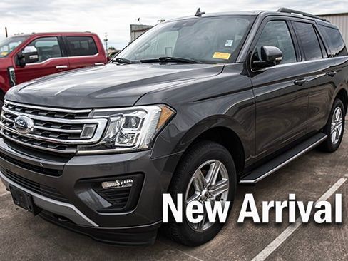 Used 2020 Ford Expedition XLT w/ Equipment Group 202A AWD/4WD image 1