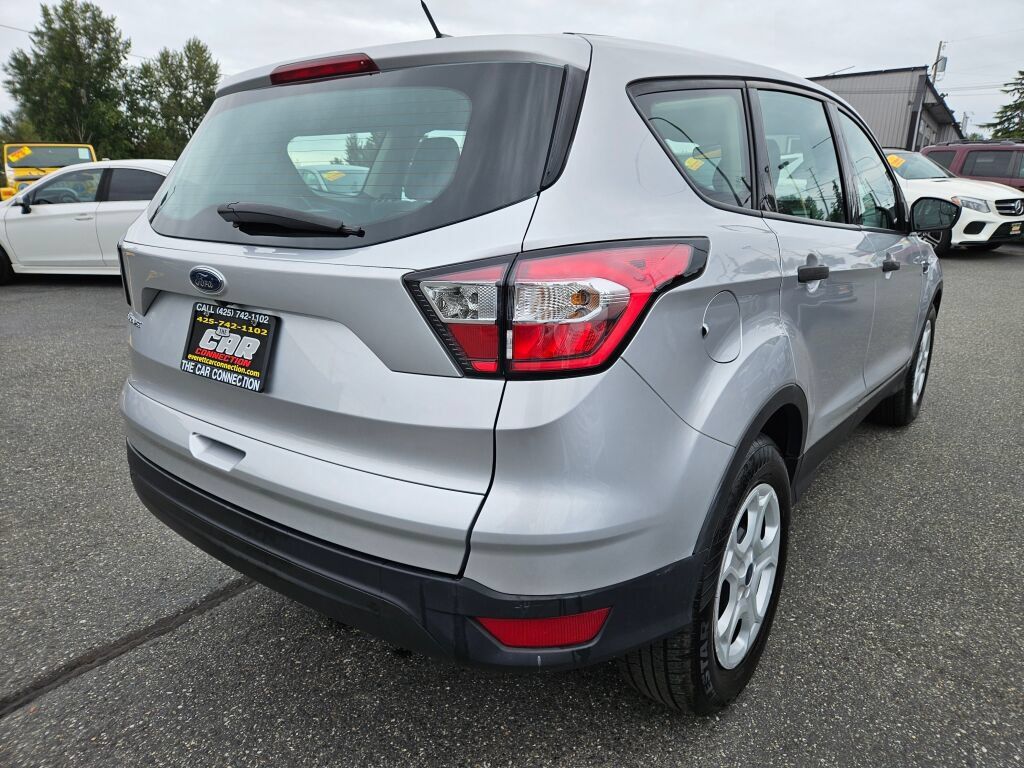 Used 2017 Ford Escape S FWD image 5
