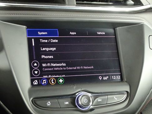 Used 2022 Chevrolet TrailBlazer RS image 36