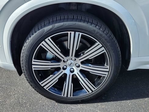 Used 2023 Volvo XC90 B6 Ultimate AWD/4WD image 19