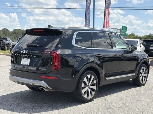 Used 2022 Kia Telluride S FWD image 7