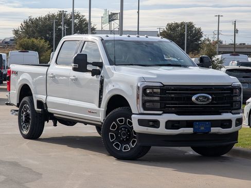 New 2026 Ford F250 Platinum image 2
