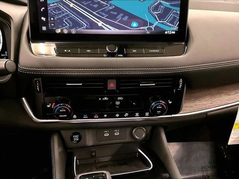 New 2026 Nissan Rogue Platinum w/ Platinum Premium Package image 25