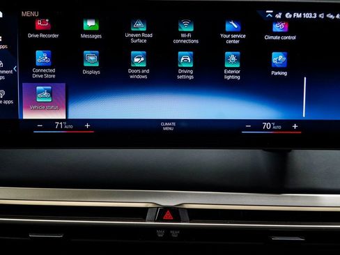 Used 2022 BMW iX xDrive50 w/ Sport Package image 32