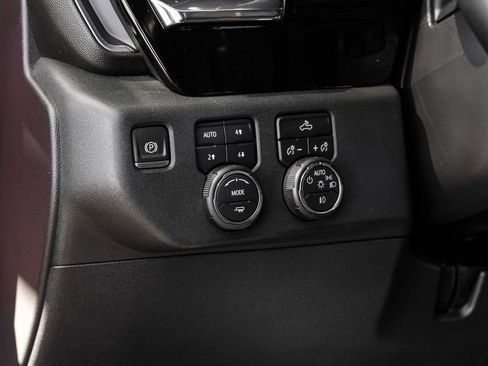 Used 2023 Chevrolet Silverado 1500 LT Trail Boss image 26