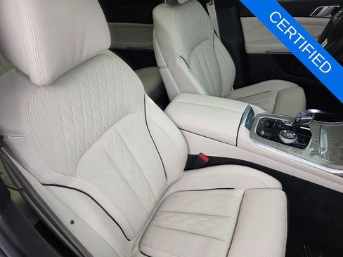 Used 2023 BMW ALPINA XB7 AWD/4WD image 30