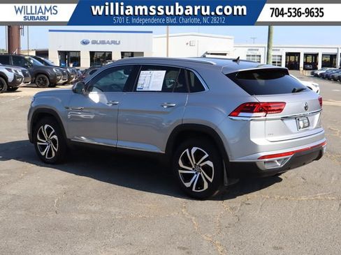 Used 2021 Volkswagen Atlas Cross Sport SEL Premium AWD/4WD image 6