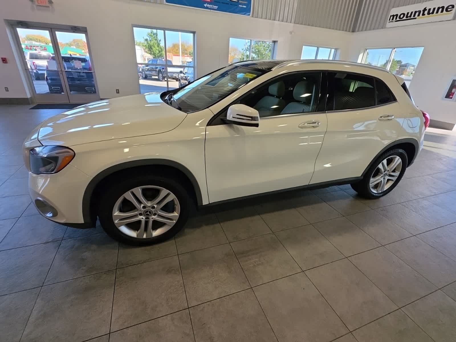 Used 2018 Mercedes-Benz GLA 250 4MATIC image 17