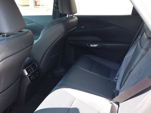 Used 2024 Lexus RX 350 FWD w/ Convenience Package image 10