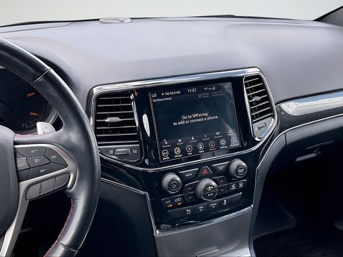 Used 2021 Jeep Grand Cherokee Trailhawk w/ Trailhawk Luxury Group AWD/4WD image 9
