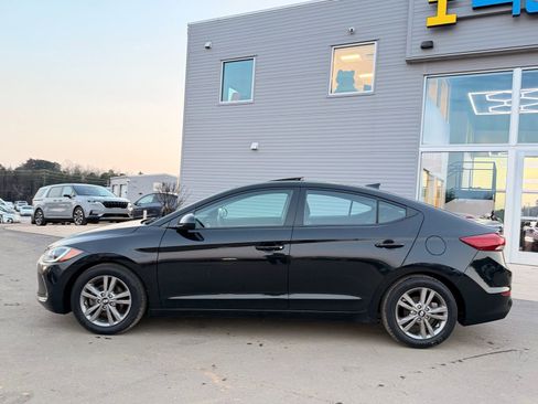 Used 2017 Hyundai Elantra Value Edition image 10