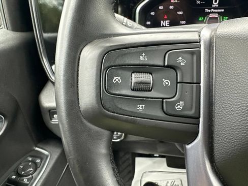Used 2025 GMC Sierra 1500 SLT AWD/4WD image 22