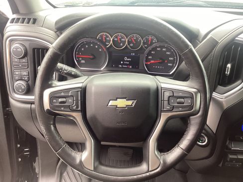 Used 2021 Chevrolet Silverado 2500 LT w/ Convenience Package AWD/4WD image 15