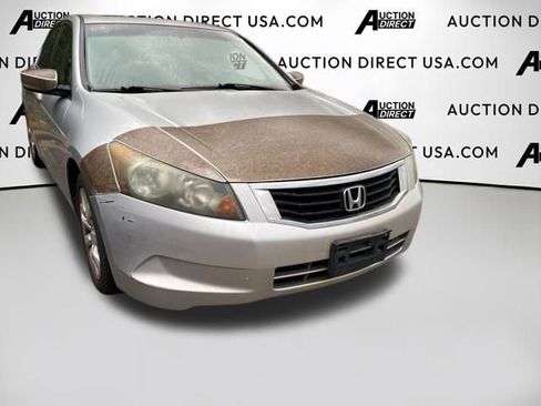 Used 2009 Honda Accord EX image 2