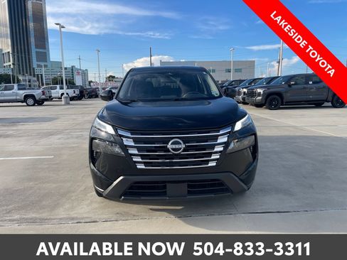 Used 2025 Nissan Rogue SV AWD/4WD image 8