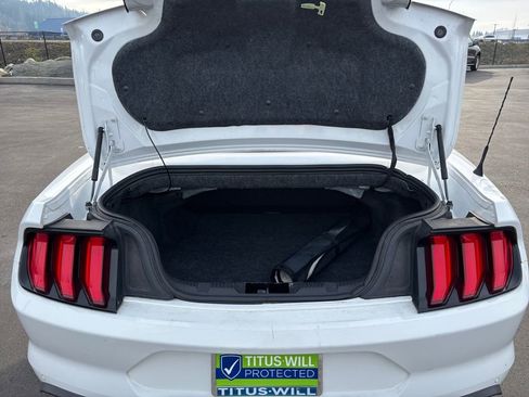 Used 2018 Ford Mustang Premium image 25