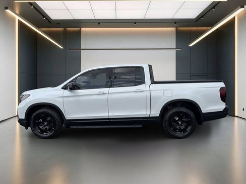 Used 2026 Honda Ridgeline Black Edition image 2
