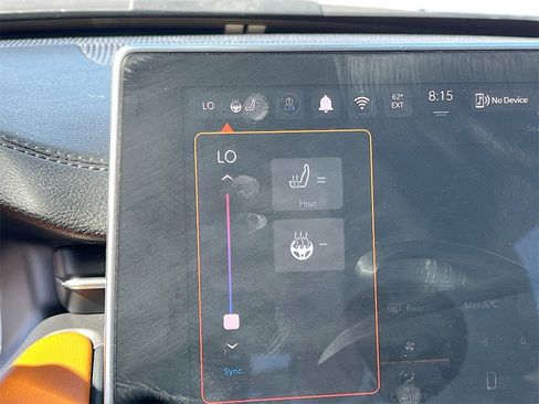 Used 2024 Jeep Compass Limited image 19