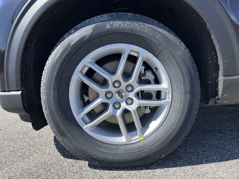 New 2026 Ford Explorer Active image 12