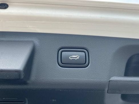 Used 2024 Hyundai Palisade SEL FWD image 14