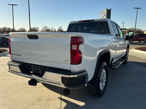 Used 2025 Chevrolet Silverado 2500 LT image 4
